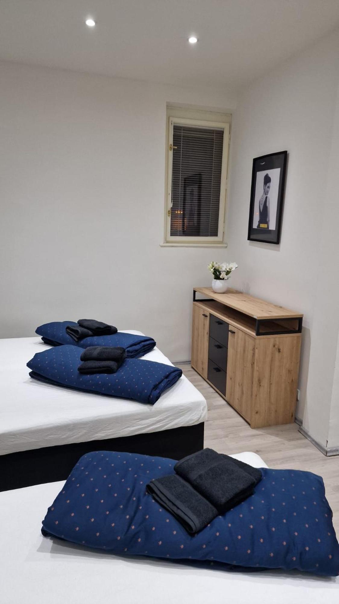 Apartment Flora - Late Check-Out At Noon 12 O Clock For Free Bratislava Exterior foto